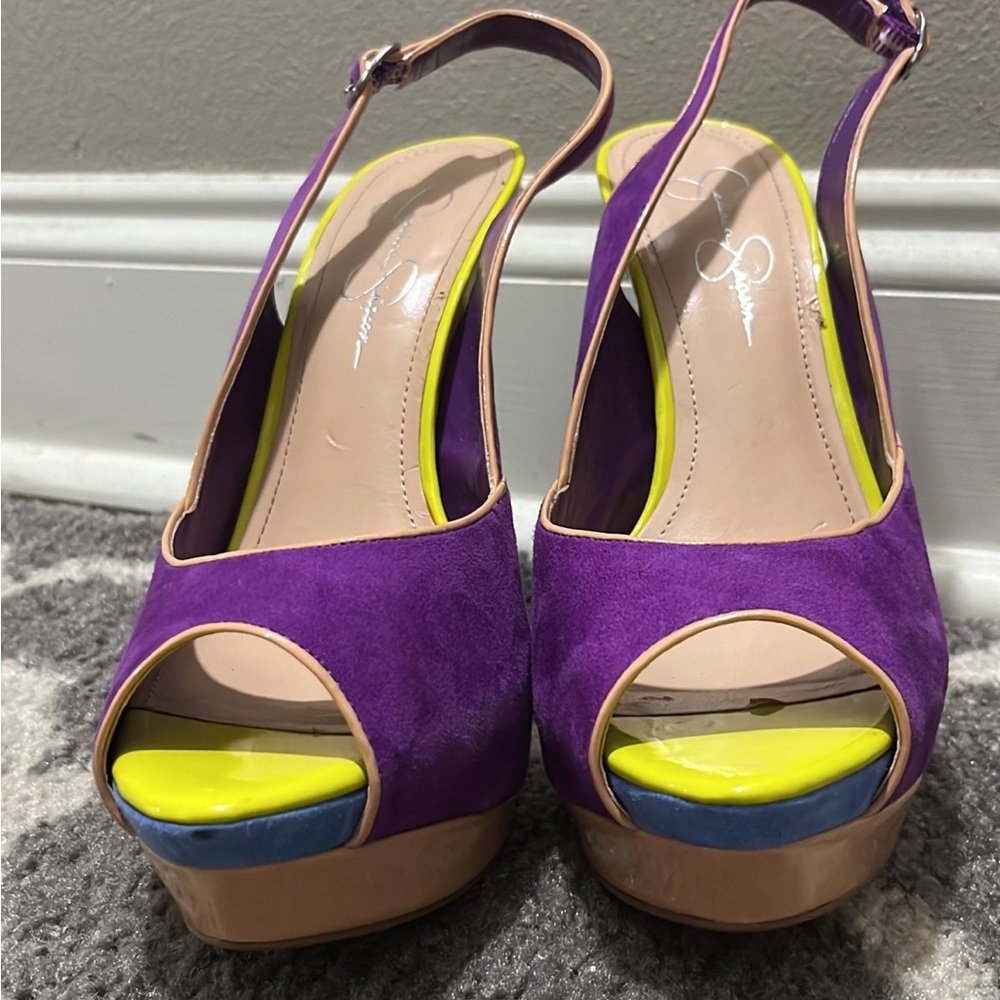Heels - Picture 2 of 3